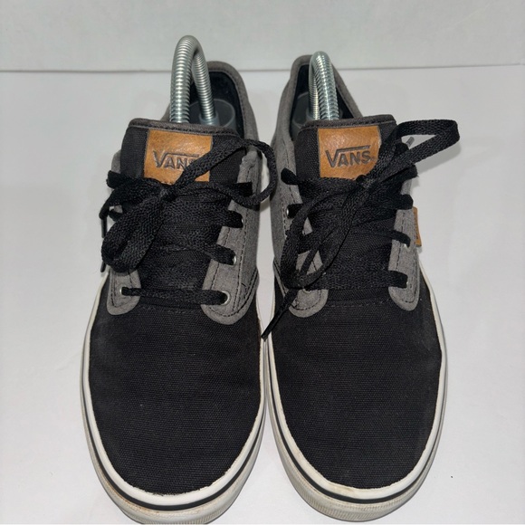 Vans Youth Size 7 Old Skool Lace Up 2 Tone black/gray Sneakers #500714 - Picture 2 of 12